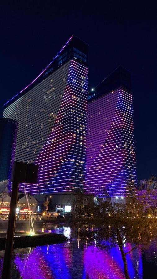 Blue Side Orbi City 巴统 外观 照片